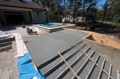 concrete driveway apron in Colorado Springs